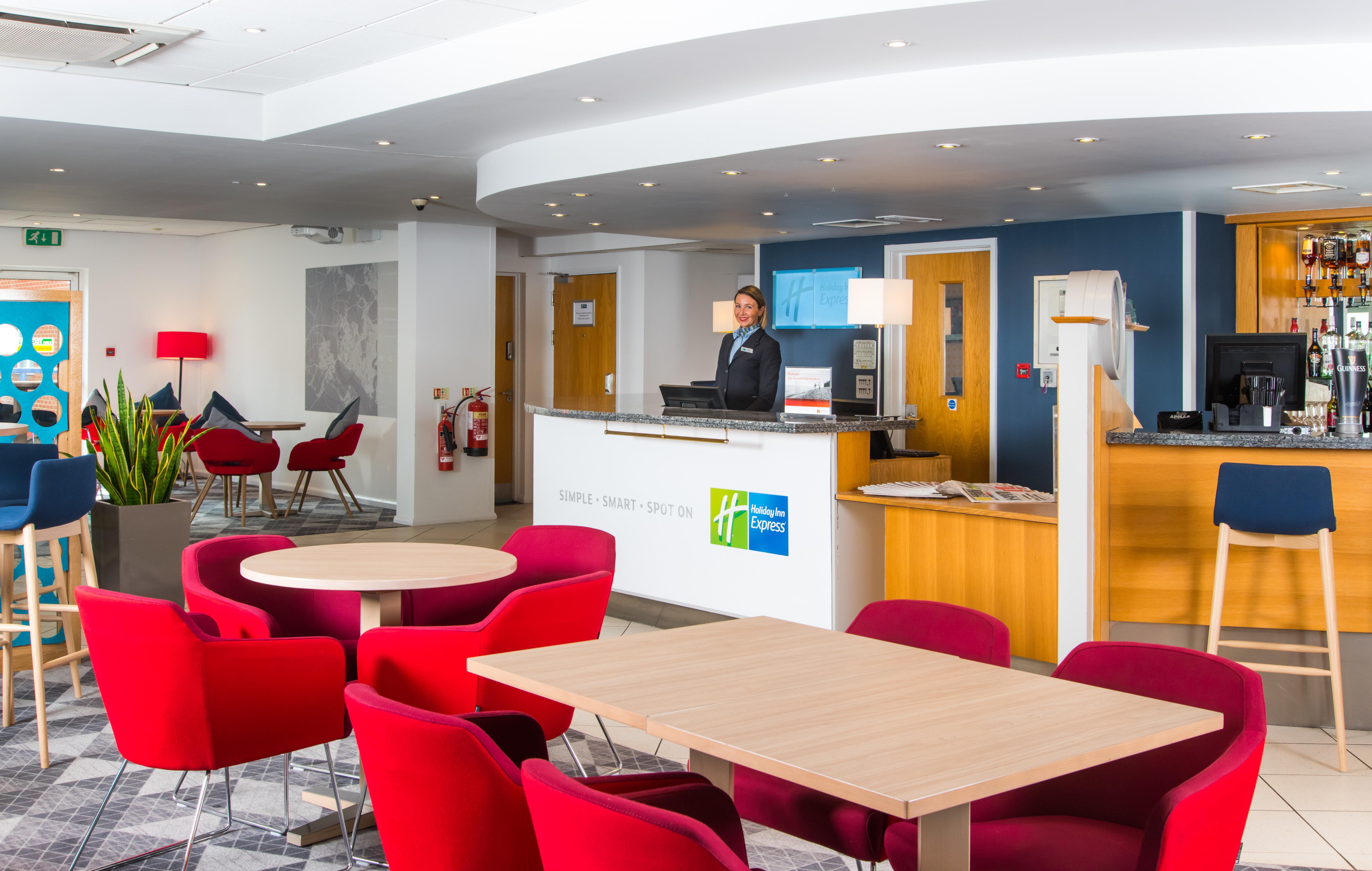 Holiday Inn Express Southampton West By Ihg Totton Exterior foto